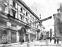 Padova-Via 8 febbraio,a sx Albergo Storione,anni 50..-(Adriano Danieli)